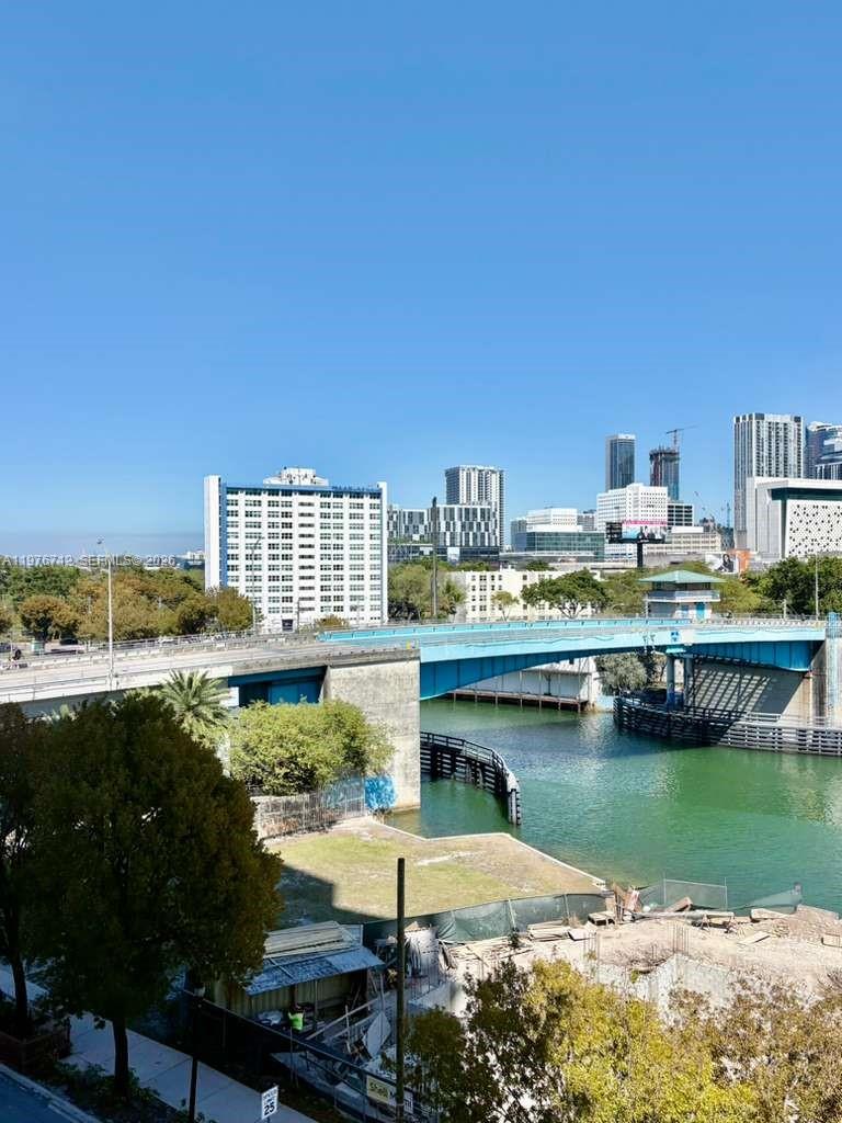 NEO CONDO - Residential Lease