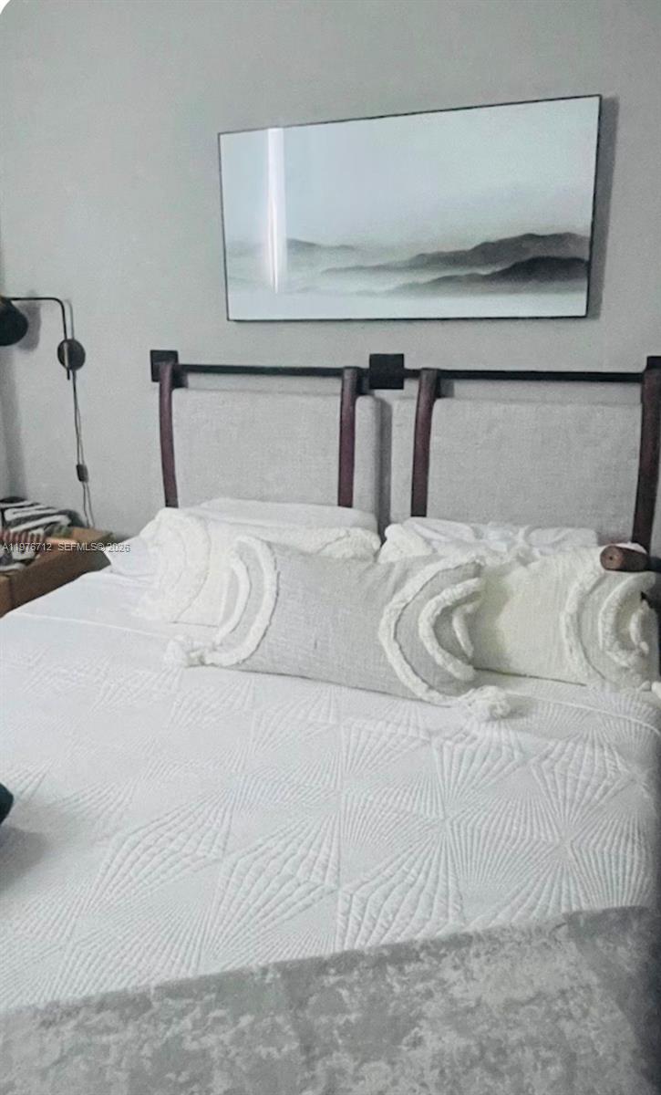 NEO CONDO - Residential Lease