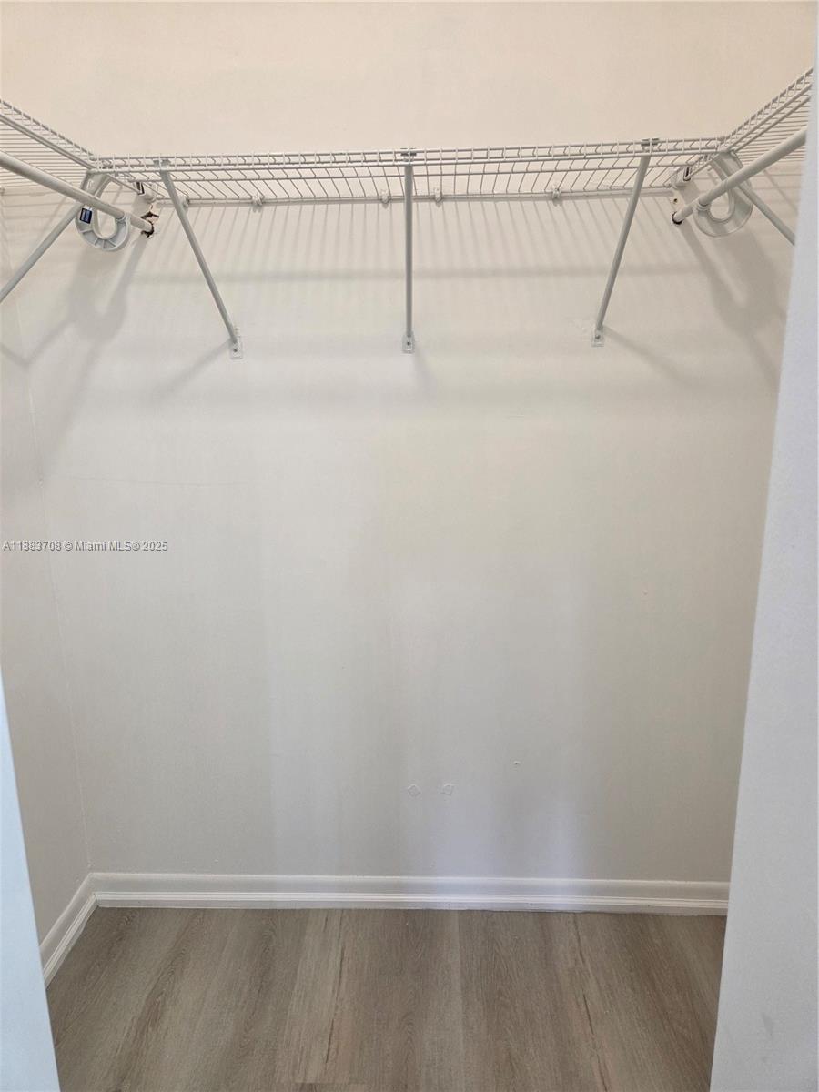 CALUSA CLUB VIL CONDO BLD - Residential