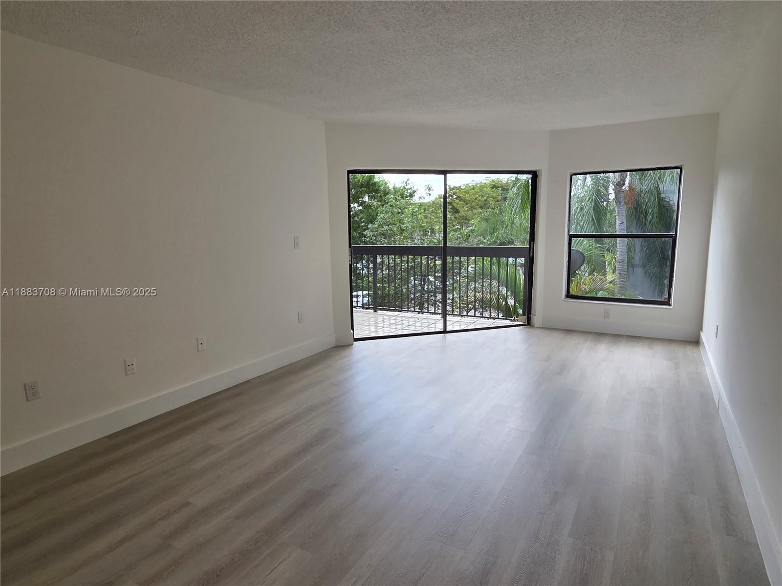 CALUSA CLUB VIL CONDO BLD - Residential