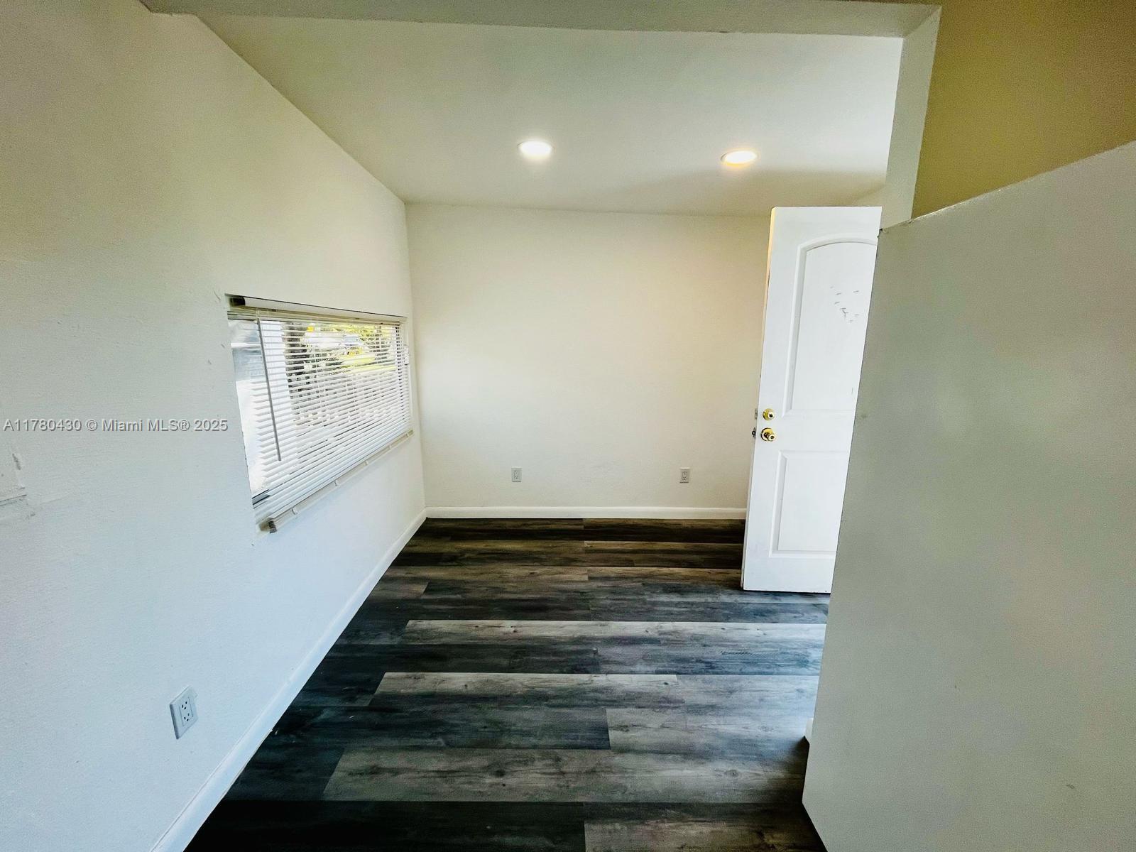 TAMARIND PARK - Residential Lease