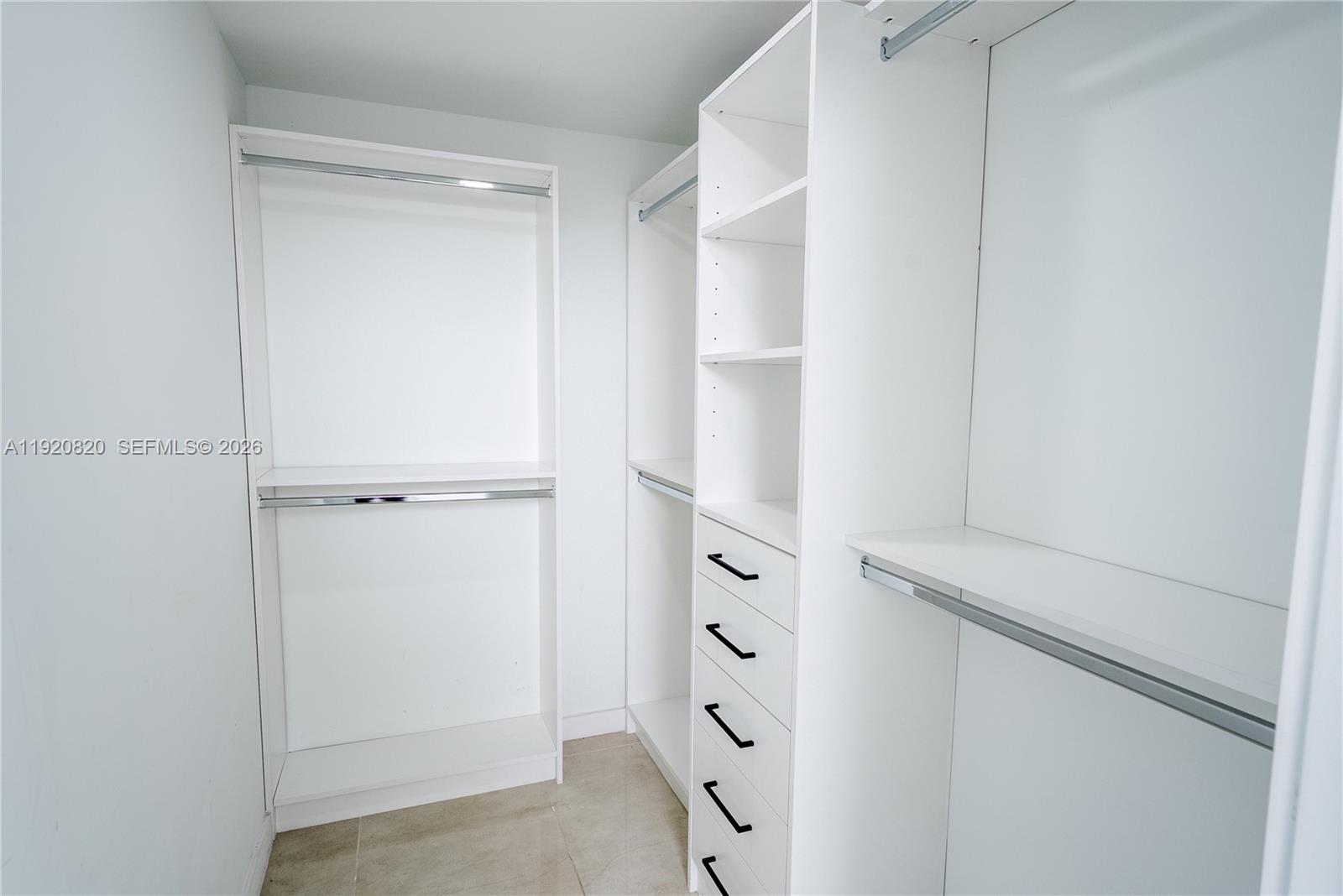 GRANDVILLE PLACE - Residential