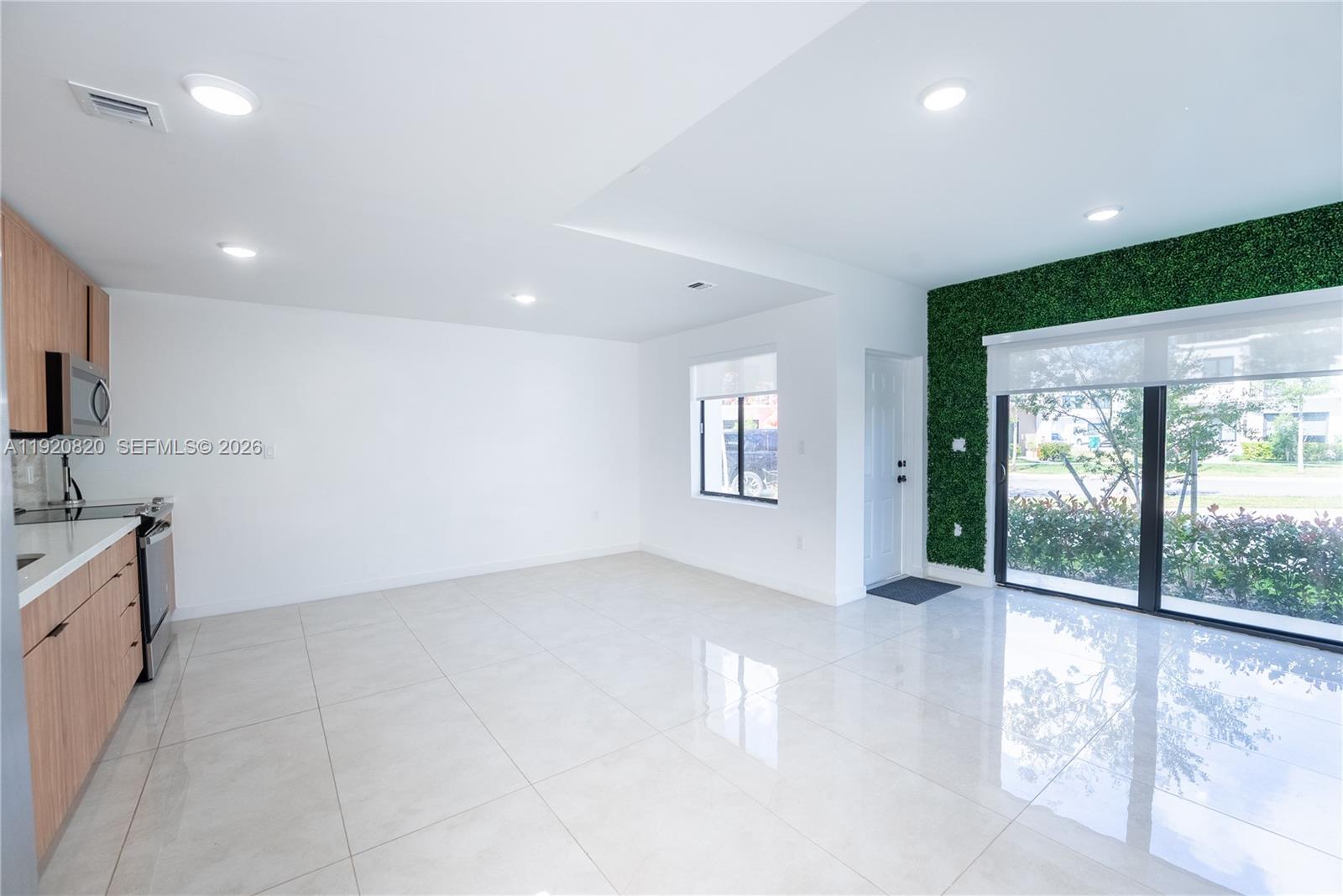 GRANDVILLE PLACE - Residential