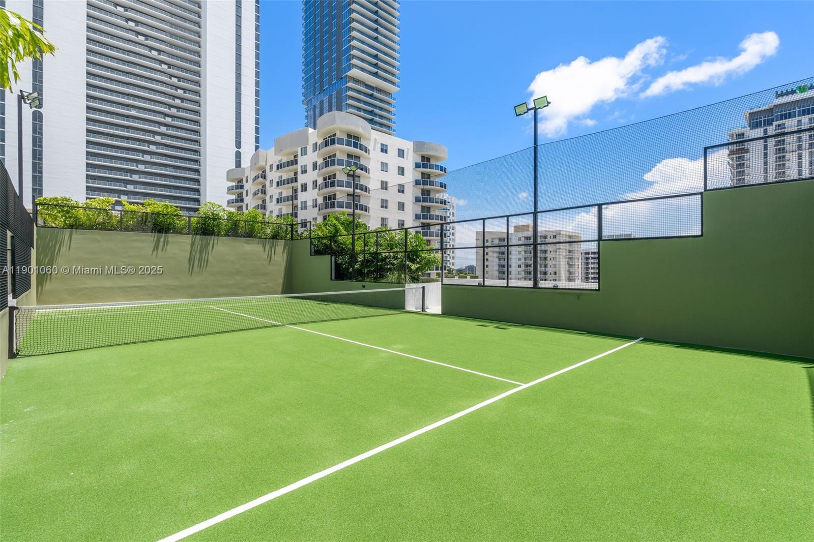 ARIA RESERVE - Residential