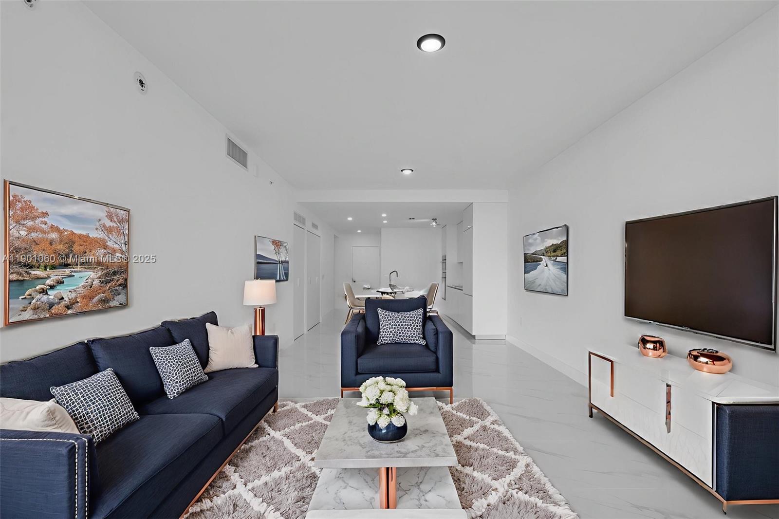 ARIA RESERVE - Residential