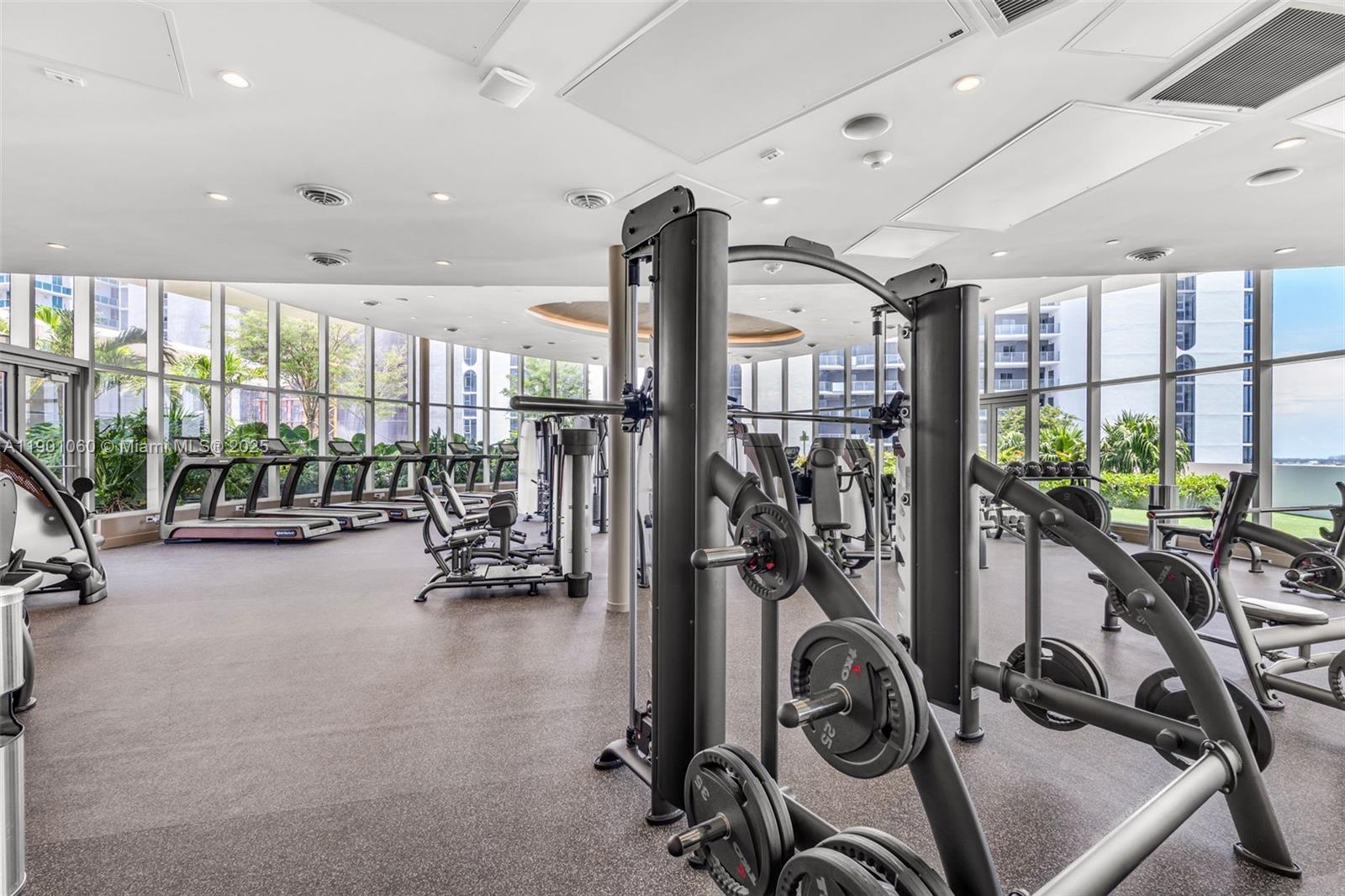 ARIA RESERVE - Residential