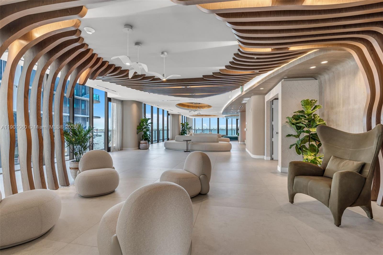 ARIA RESERVE - Residential
