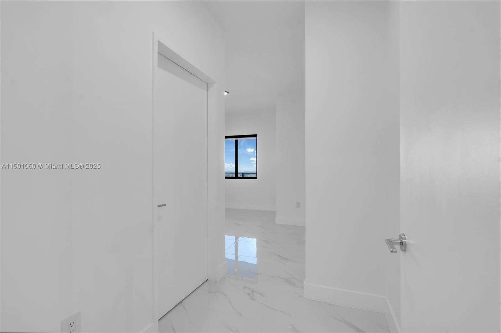 ARIA RESERVE - Residential