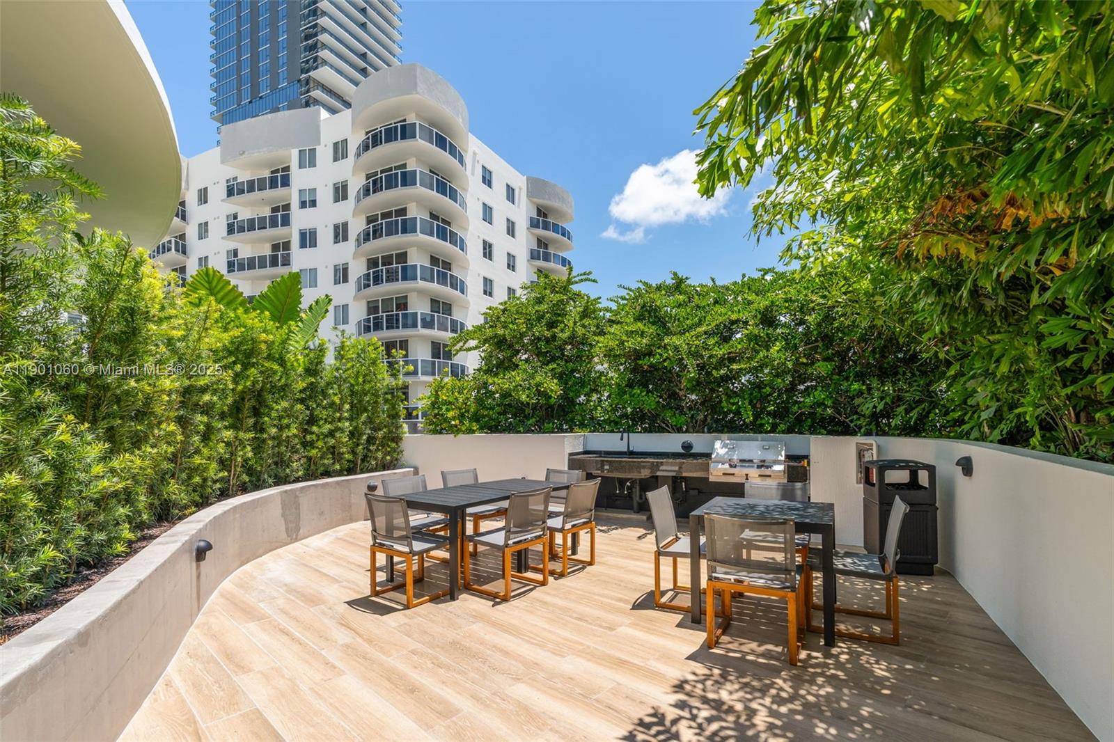 ARIA RESERVE - Residential
