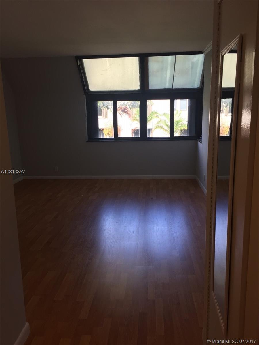 KEY COLONY NO 4 CONDO - Residential Lease