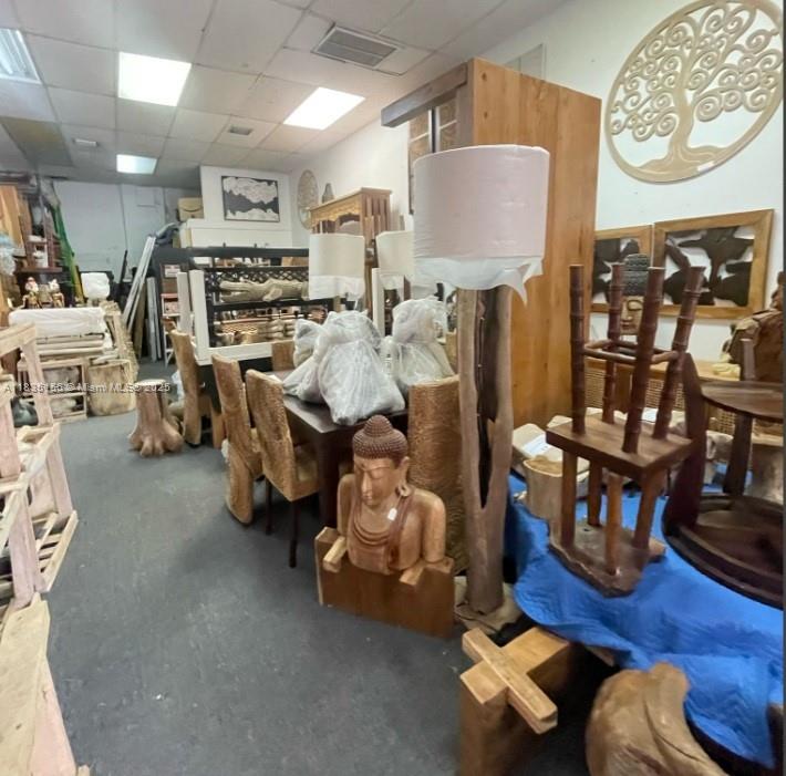 Furniture and accessories Store Business for Sale, established over 24 years, this store is centrally located in the Bird Road Art District, attracting a steady flow of customers. The sale includes all the inventory (over $ 150,000.00), established supplier relationships, and low rent of 1600 sq ft, this presents an ideal turnkey opportunity for a new owner to step in and continue operations seamlessly. Don't miss this chance to acquire a well-established business in a prime Miami location, with unique and exclusive inventory from Bali, this business is ideal to start in design/décor, a new building of 780 units will be steps away from the store, Owner is relocating out of the country