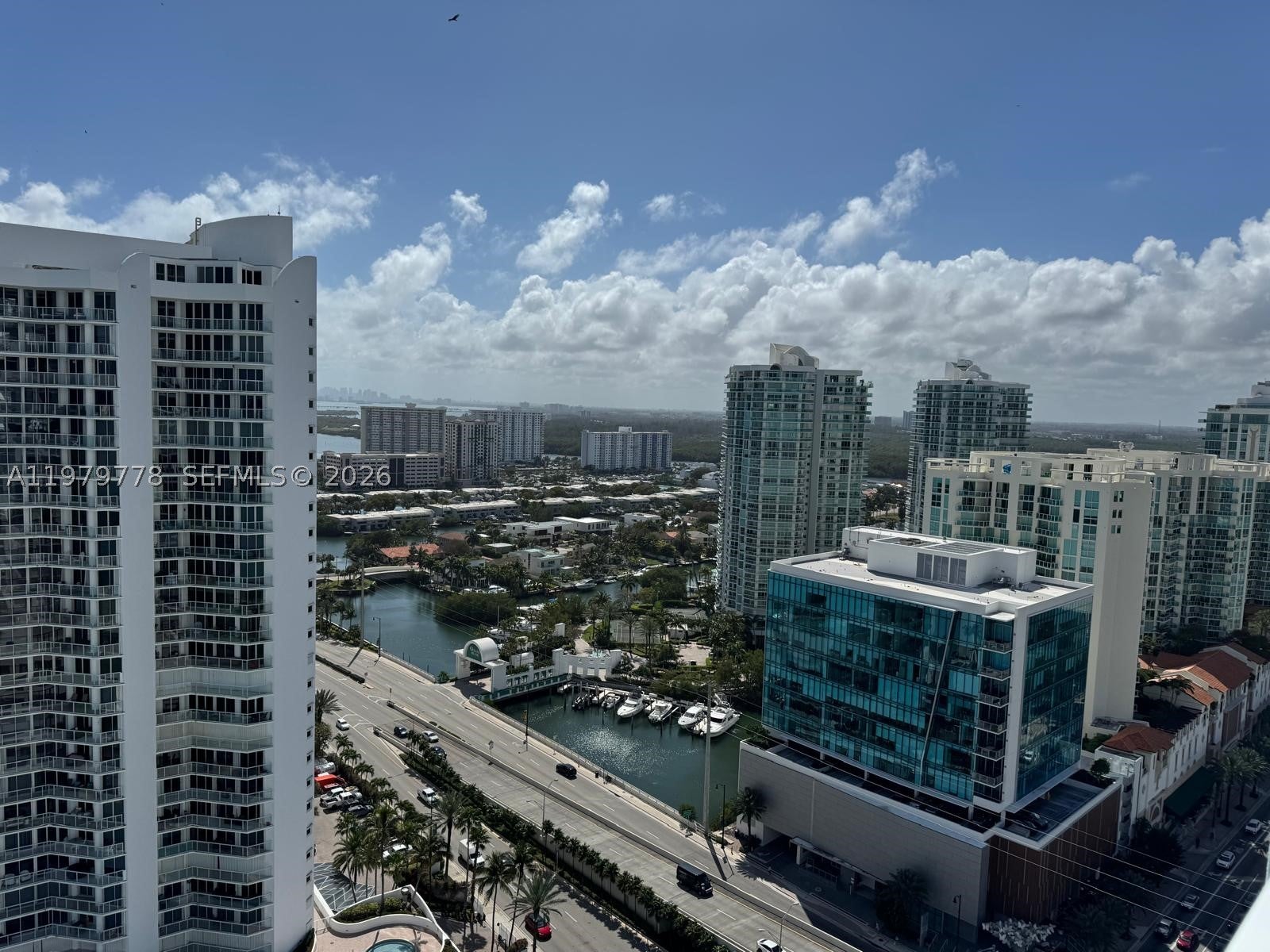 16699 Collins Ave 2710