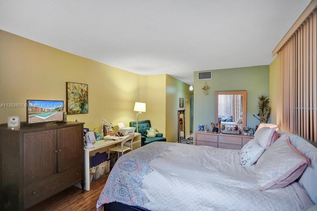 JADE WINDS GROUP BAMBOO G - Residential