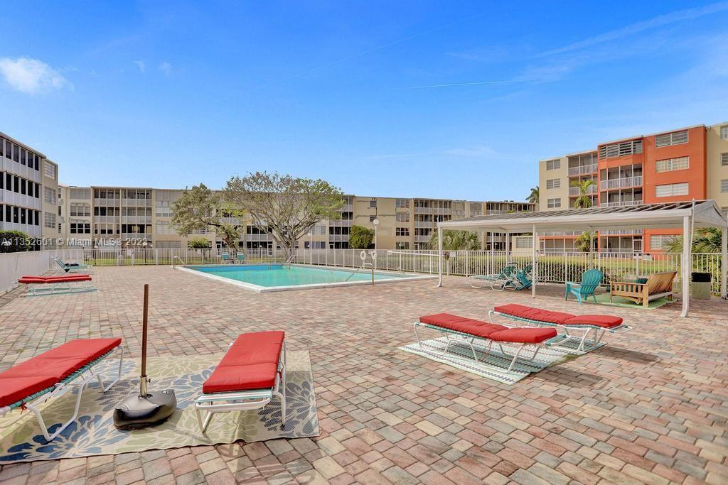 JADE WINDS GROUP BAMBOO G - Residential