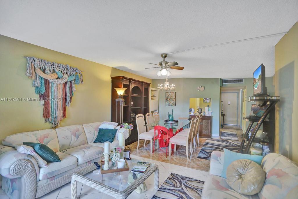 JADE WINDS GROUP BAMBOO G - Residential