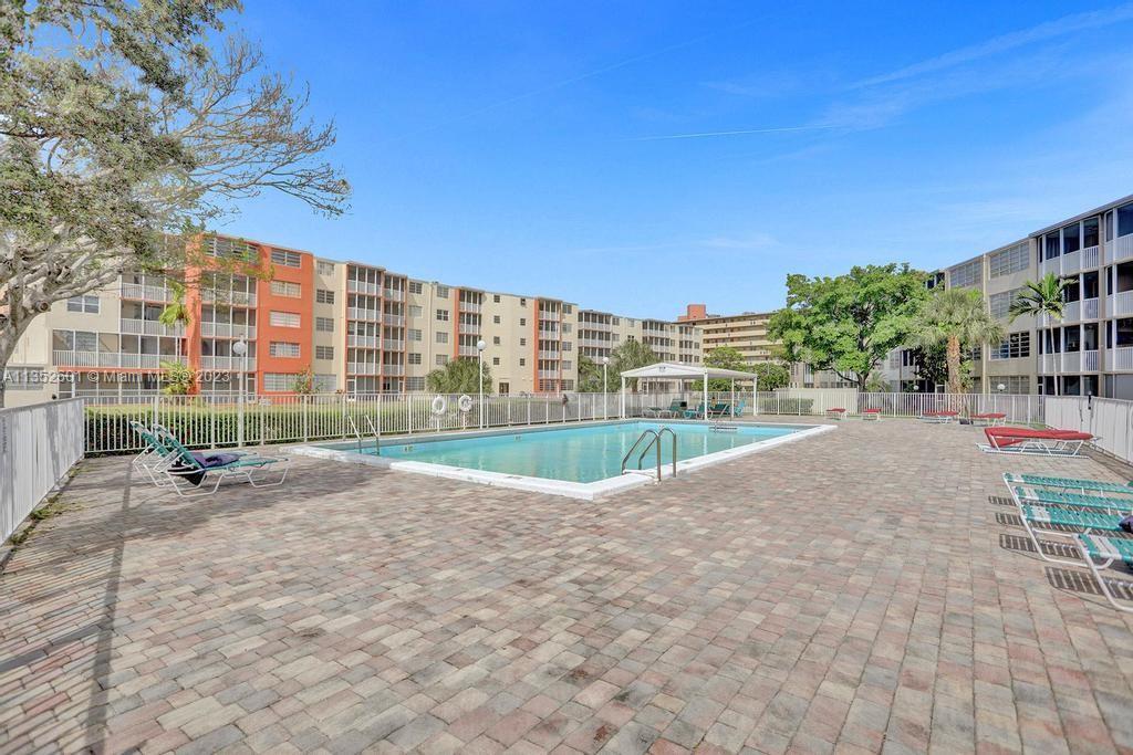 JADE WINDS GROUP BAMBOO G - Residential