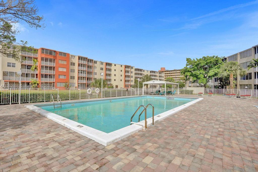 JADE WINDS GROUP BAMBOO G - Residential