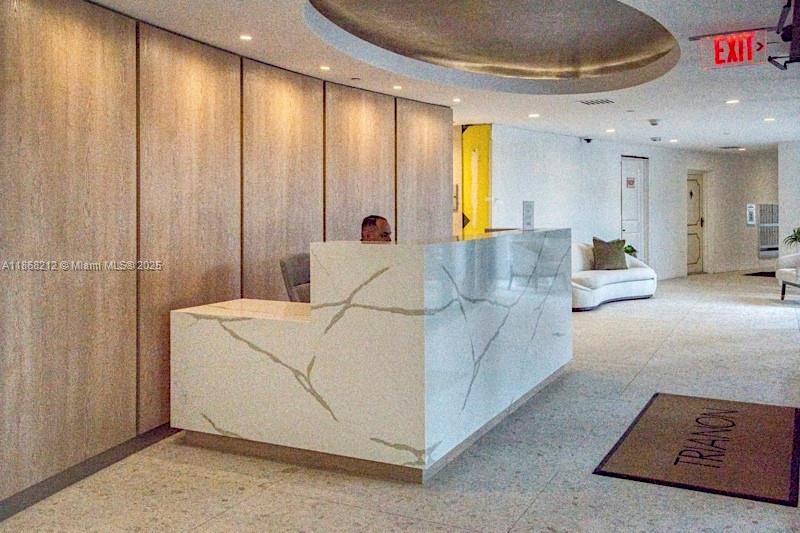 TRIANON CONDO - Residential Lease