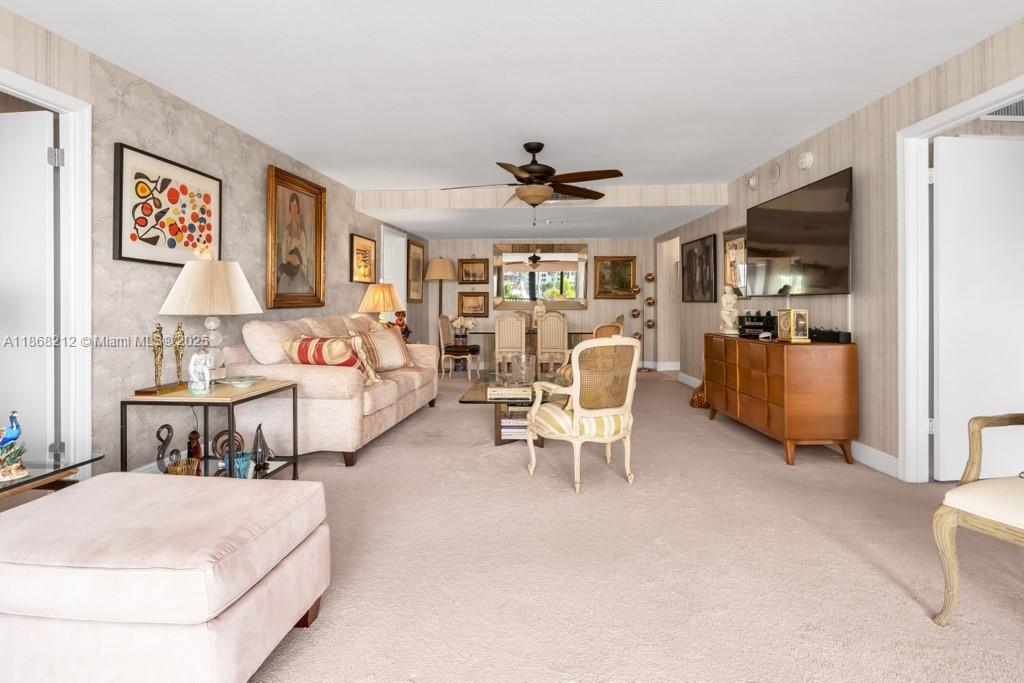 TRIANON CONDO - Residential Lease