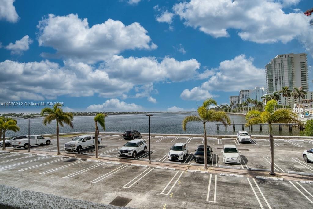 TRIANON CONDO - Residential Lease