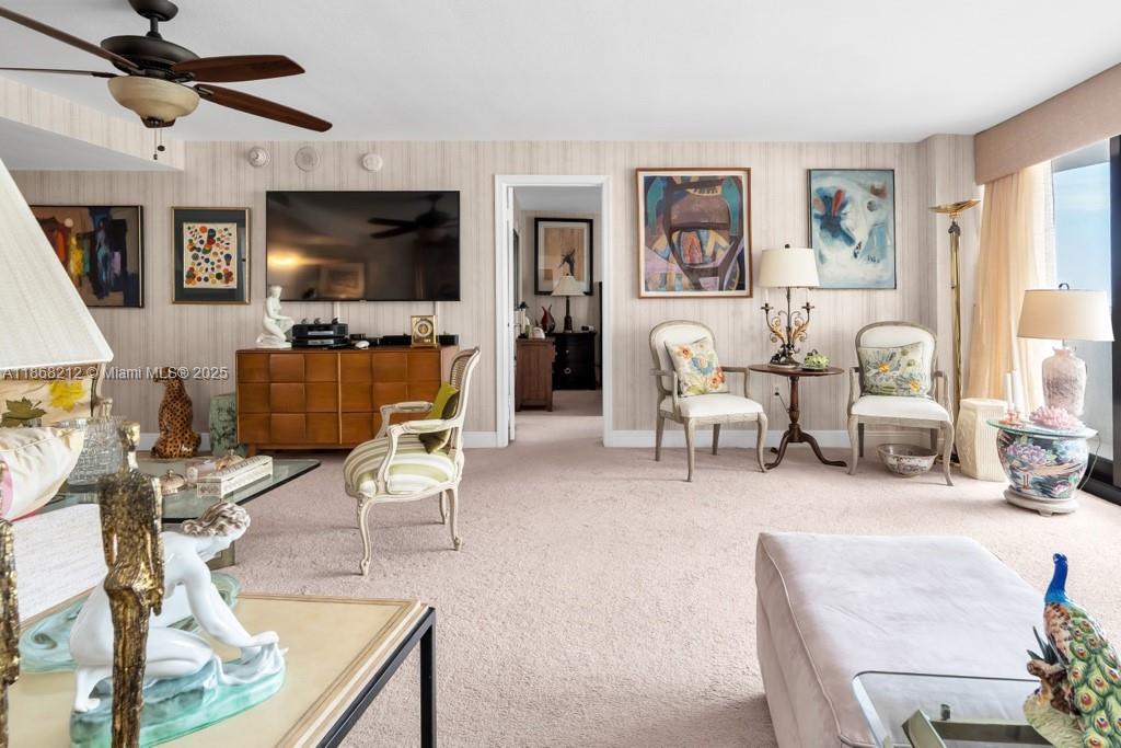 TRIANON CONDO - Residential Lease
