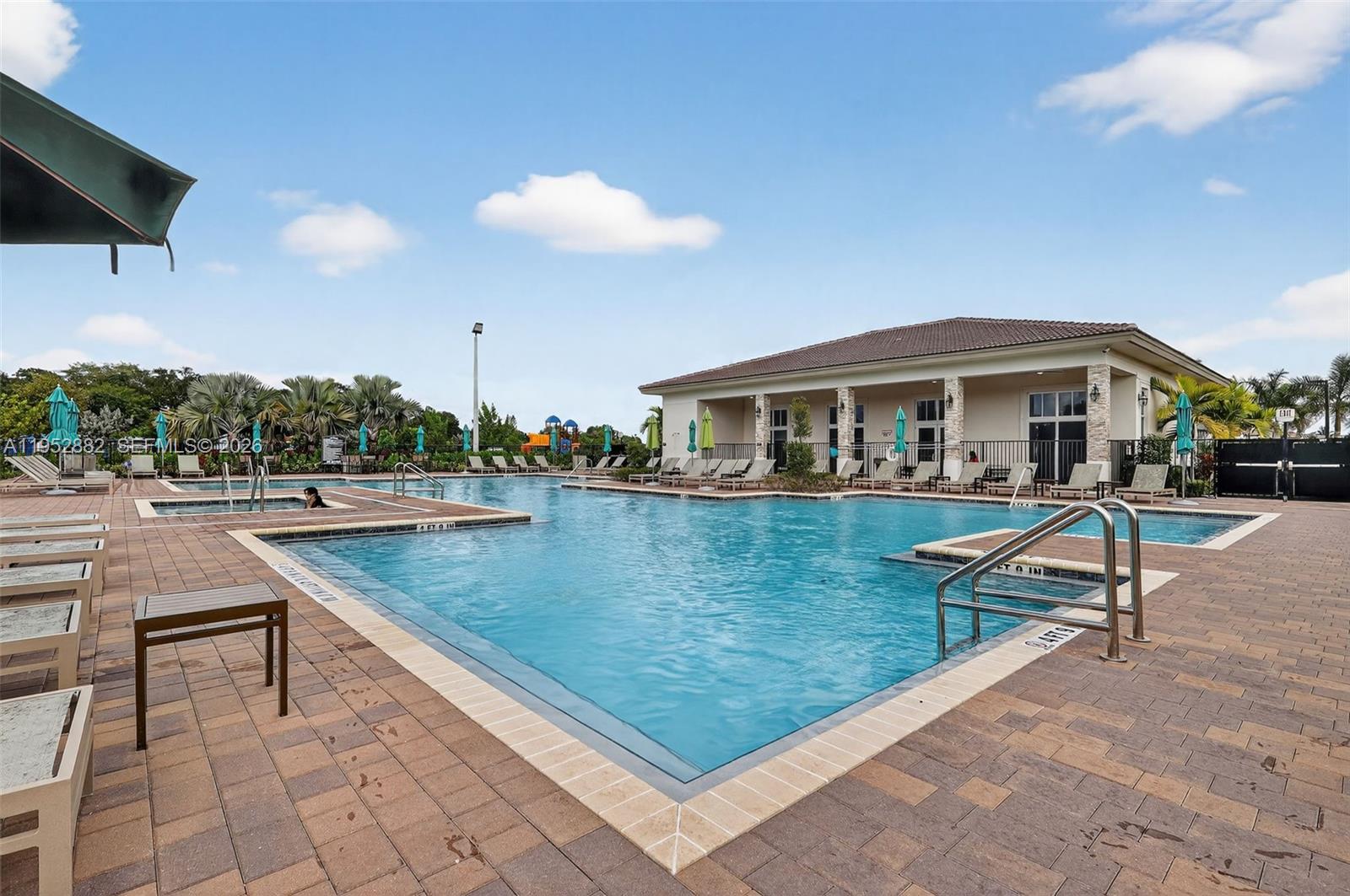 GOLF PARK SEC 1 - Residential