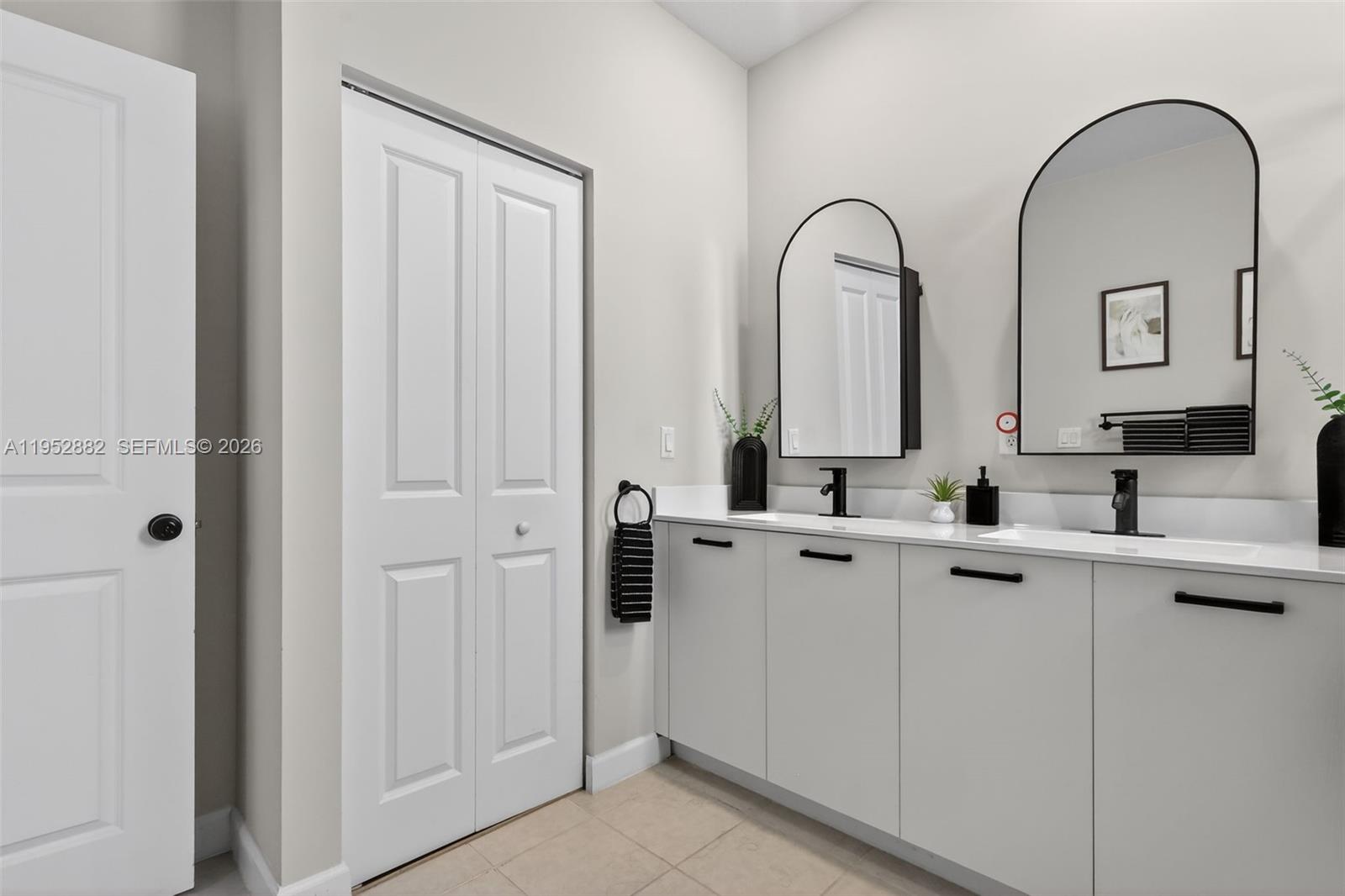 GOLF PARK SEC 1 - Residential