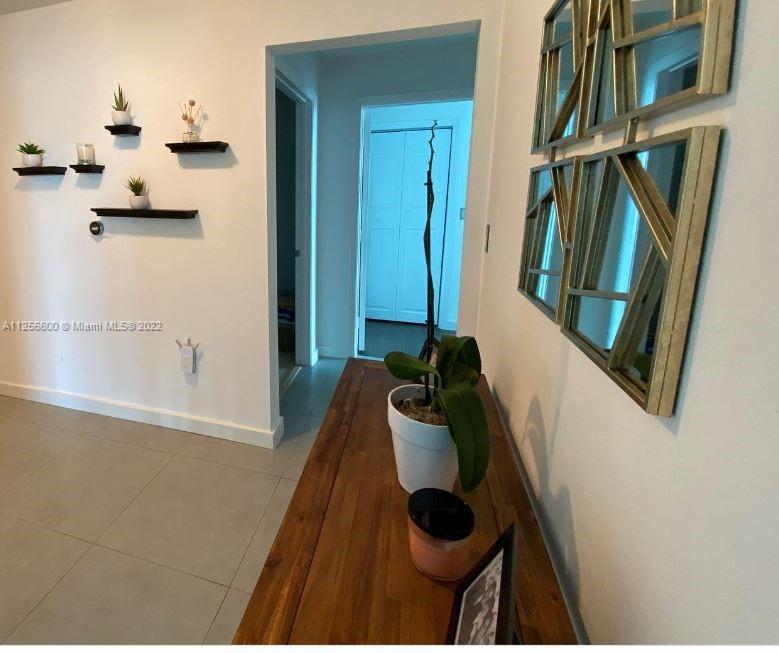 QUANTUM ON THE BAY CONDO - Residential