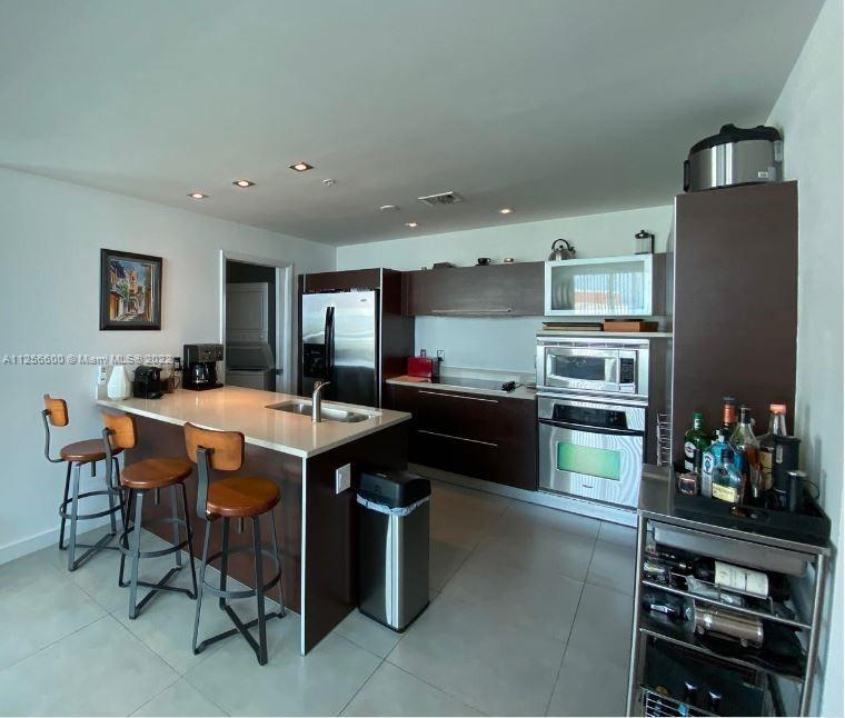 QUANTUM ON THE BAY CONDO - Residential