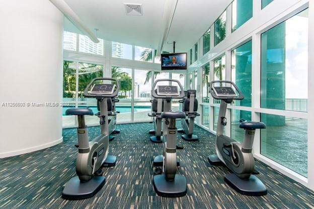 QUANTUM ON THE BAY CONDO - Residential