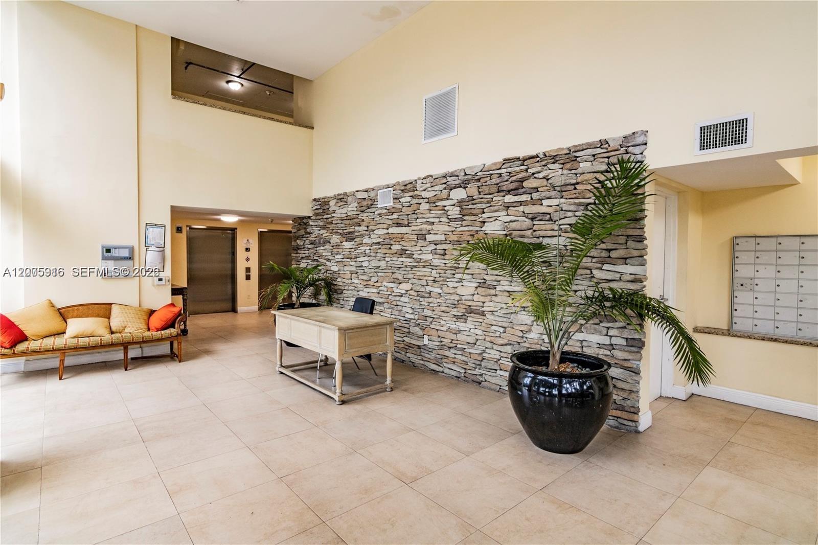 HIGHLAND PARK LOFTS CONDO - Residential Lease