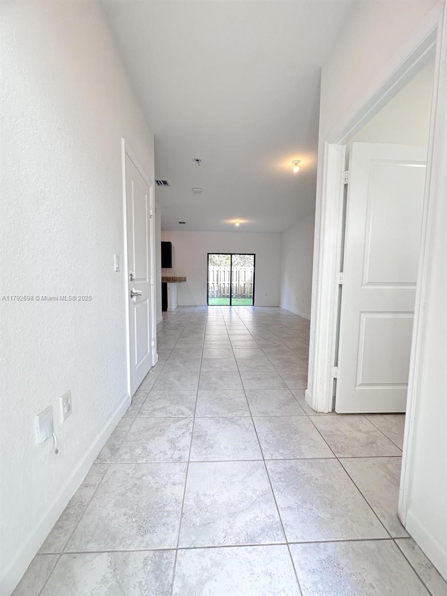 VIA VENTURA NEIGHBORHOOD - Residential