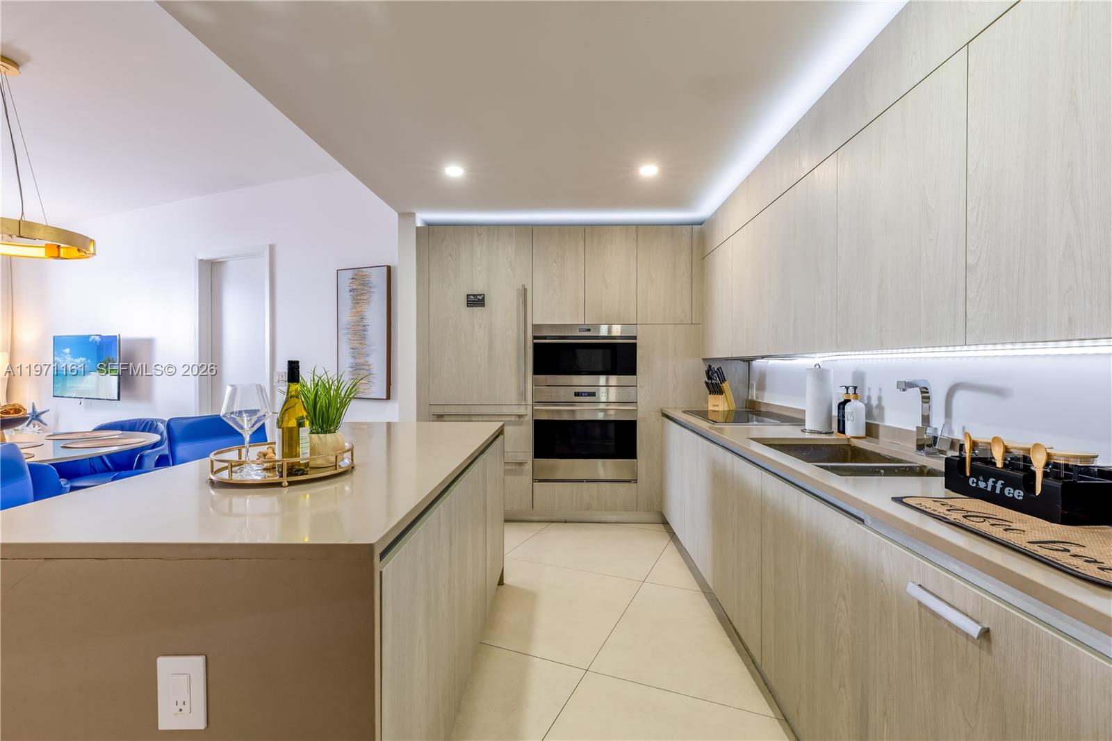 4111 SOUTH OCEAN DRIVE CO - Residential