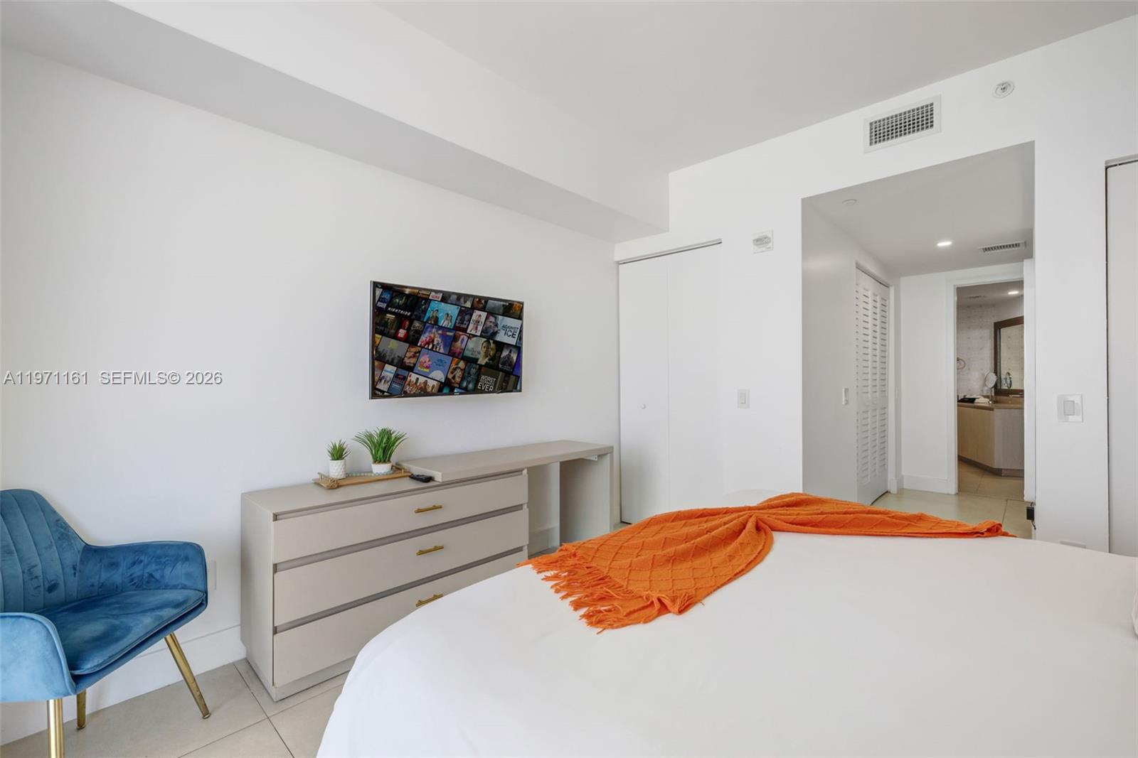 4111 SOUTH OCEAN DRIVE CO - Residential
