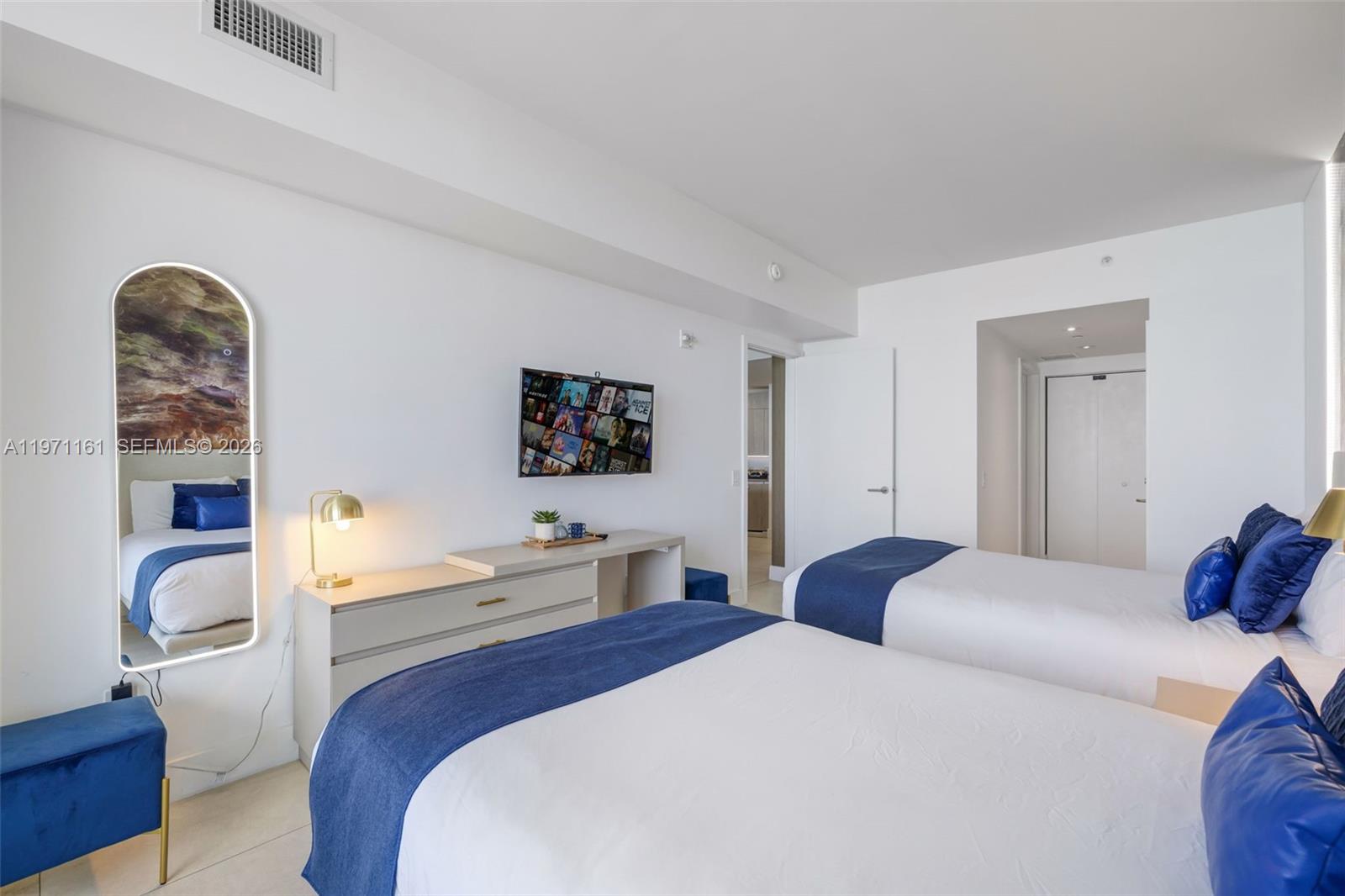 4111 SOUTH OCEAN DRIVE CO - Residential