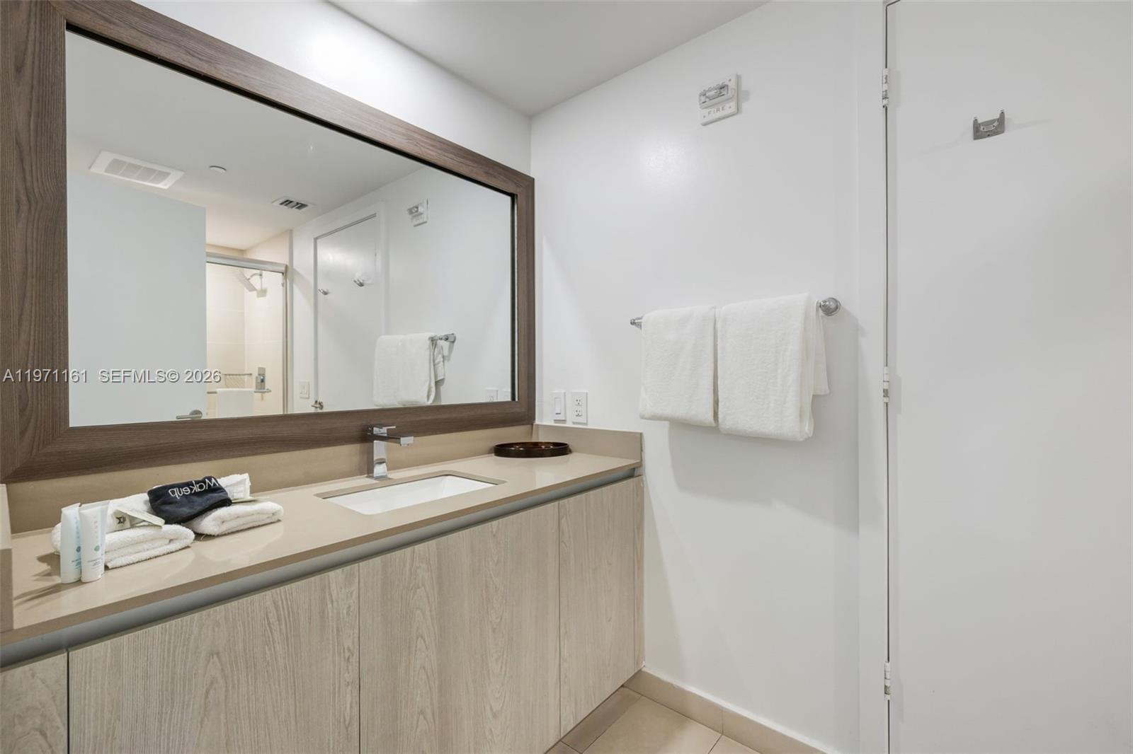 4111 SOUTH OCEAN DRIVE CO - Residential