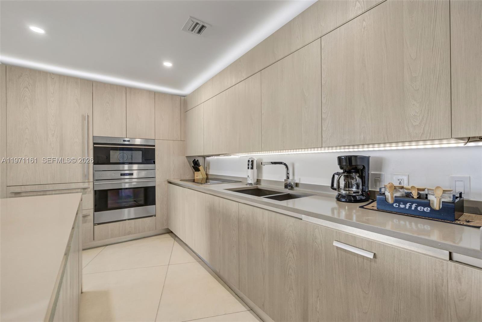 4111 S Ocean Dr 3706