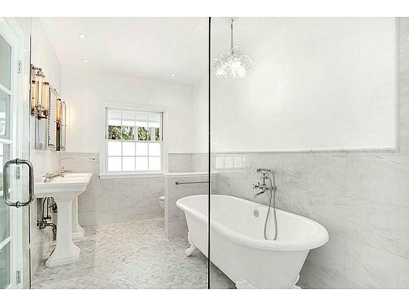 LA GORCE ISLAND A SUB OF - Residential