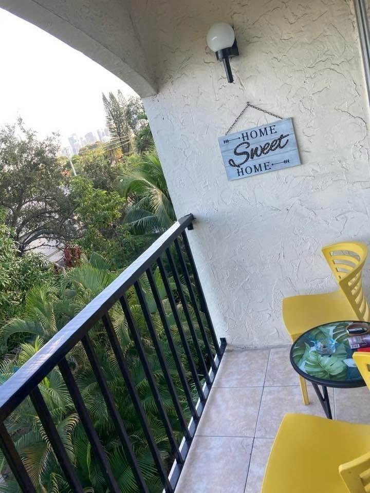 CORAL WAY GARDENS CONDO - Residential