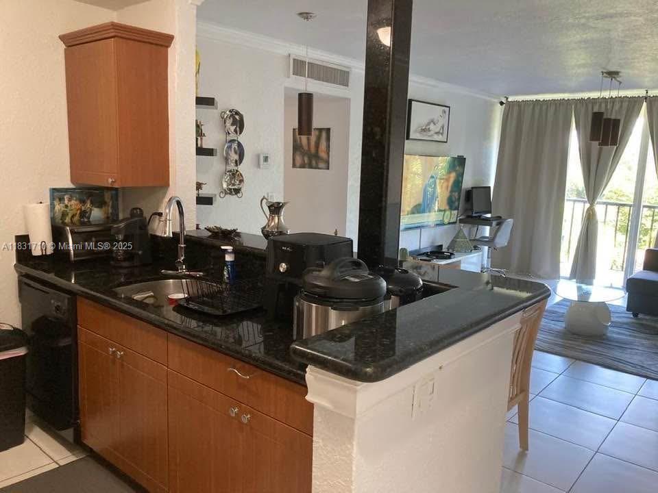 CORAL WAY GARDENS CONDO - Residential