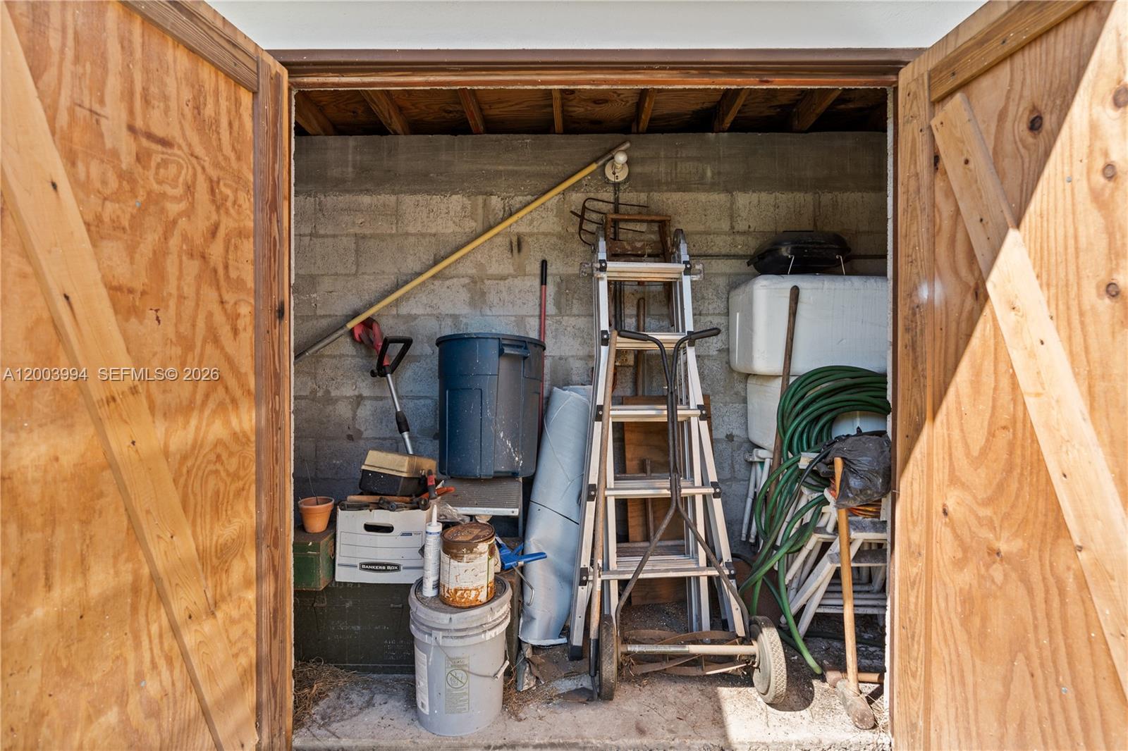 WESTERFIELD MANOR SEC 1 & - Residential