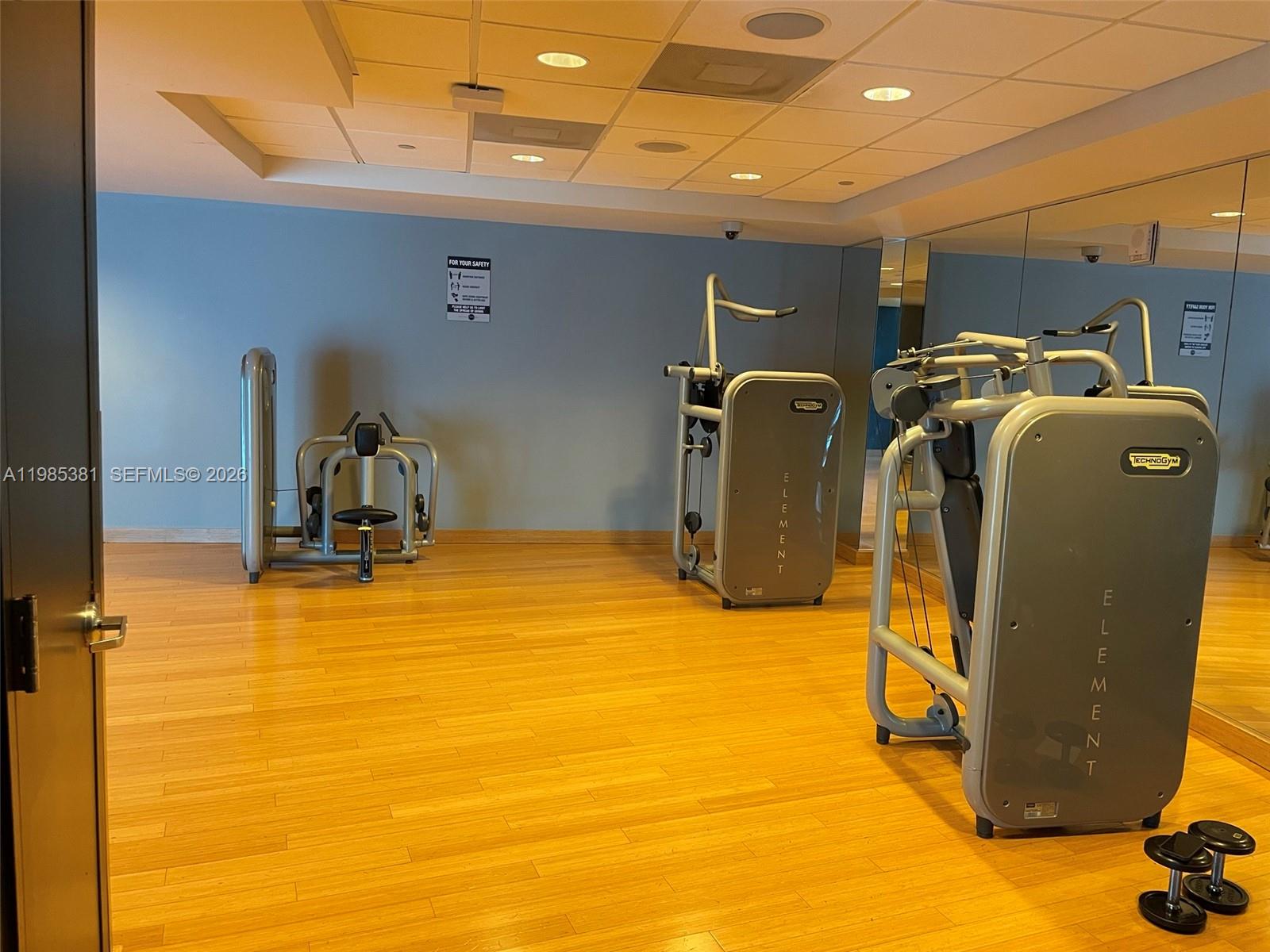 900 BISCAYNE BAY CONDO - Residential Lease