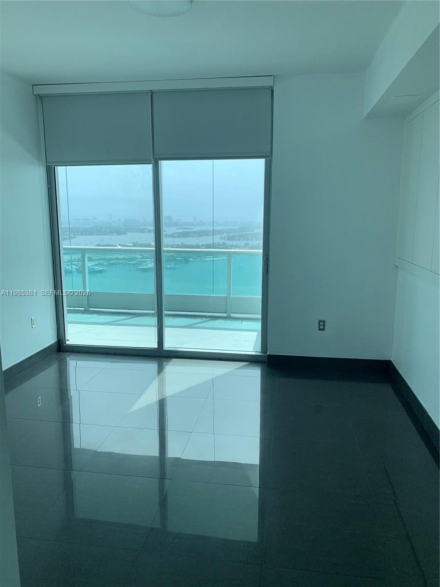 900 BISCAYNE BAY CONDO - Residential Lease