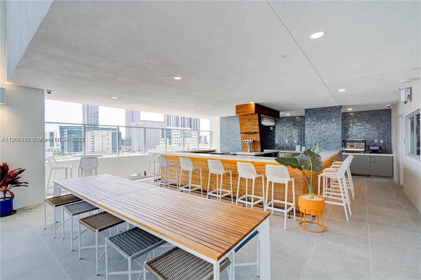 YOTEL PAD MIAMI - Residential