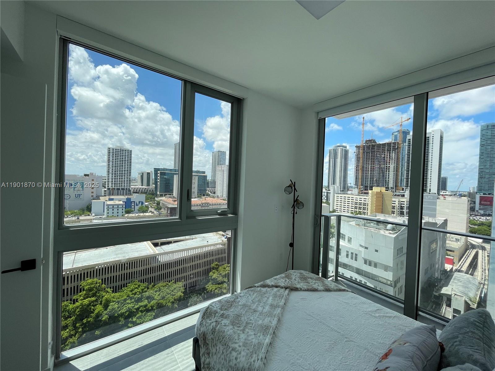 YOTEL PAD MIAMI - Residential