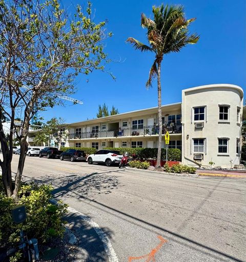 605 77th St Miami Beach FL 33141