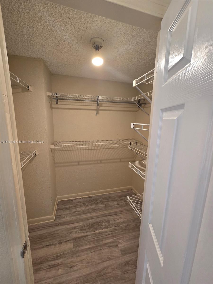 RAVENSWOOD NORTH - Residential