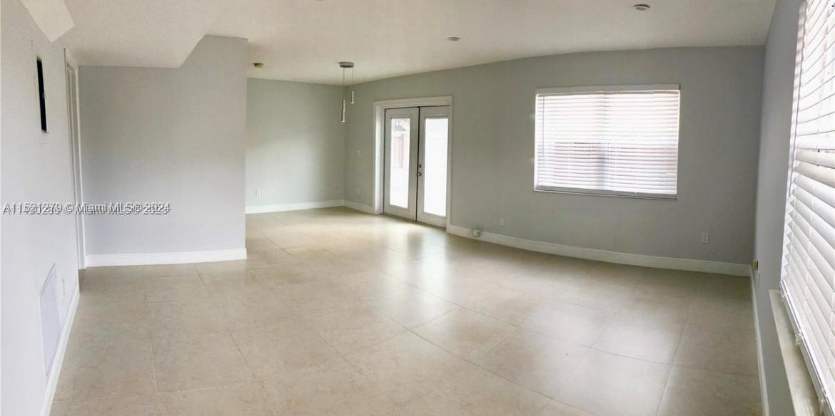 SEAGRAPE VILLAGE CONDO - Residential Lease