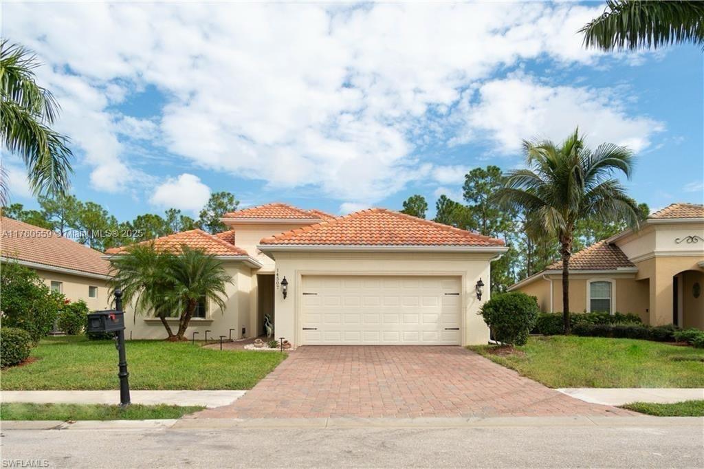 Rental Property at 14507 Manchester Dr 14507, Naples, Collier County, Florida - Bedrooms: 3 
Bathrooms: 2  - $3,700 MO.