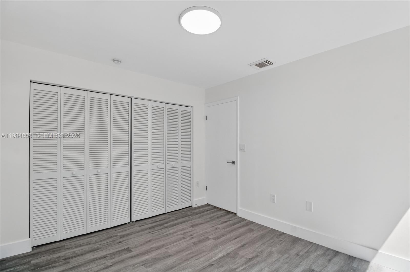 POINCIANA AT OAKS LANDING - Residential